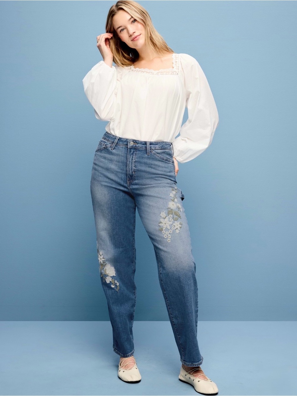 Old Navy Embroidered Women’s Jeans - OG Loose Fit - Picture 7 of 9